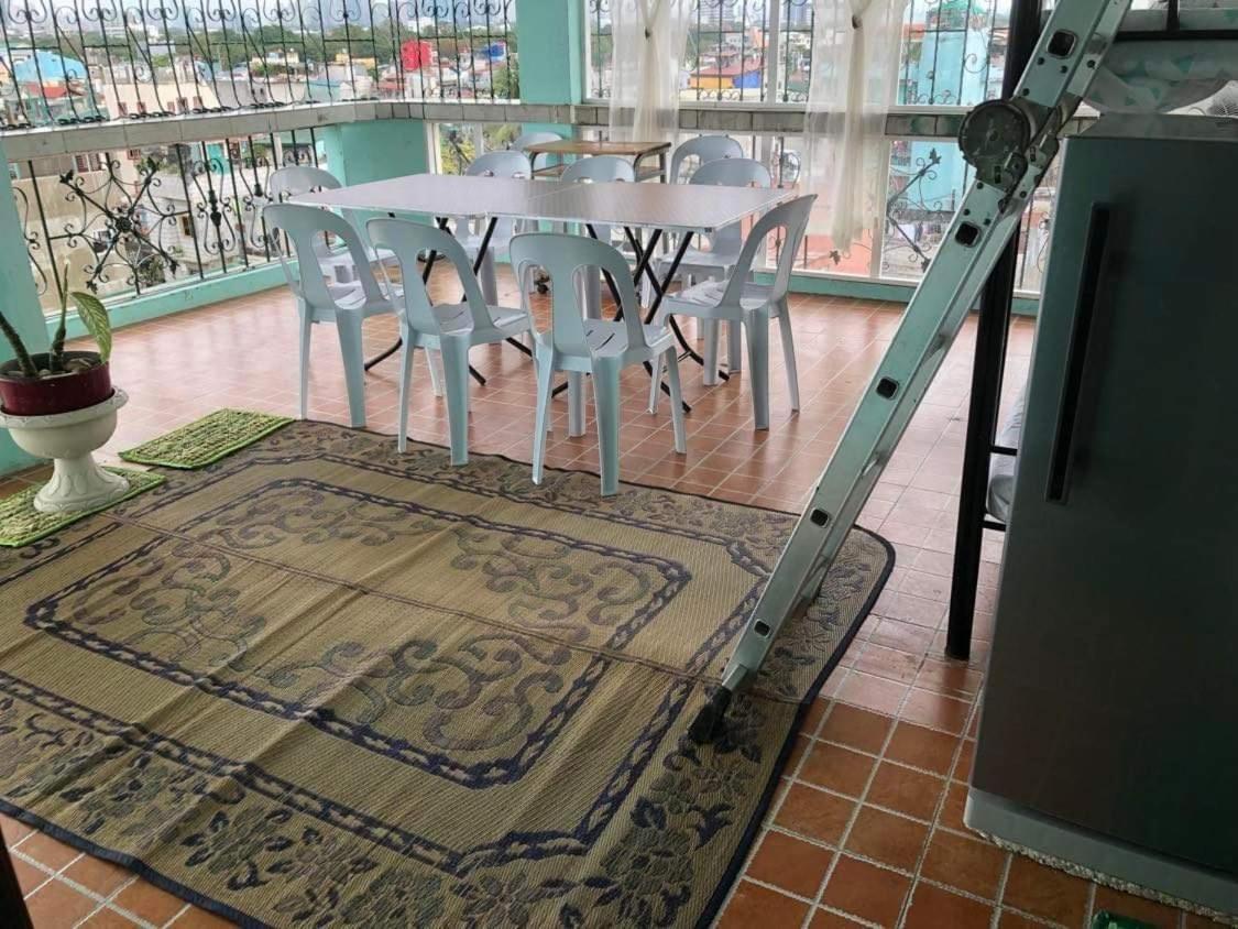 The Mansion - Backpackers Near Airport Apartment Manila Exterior photo
